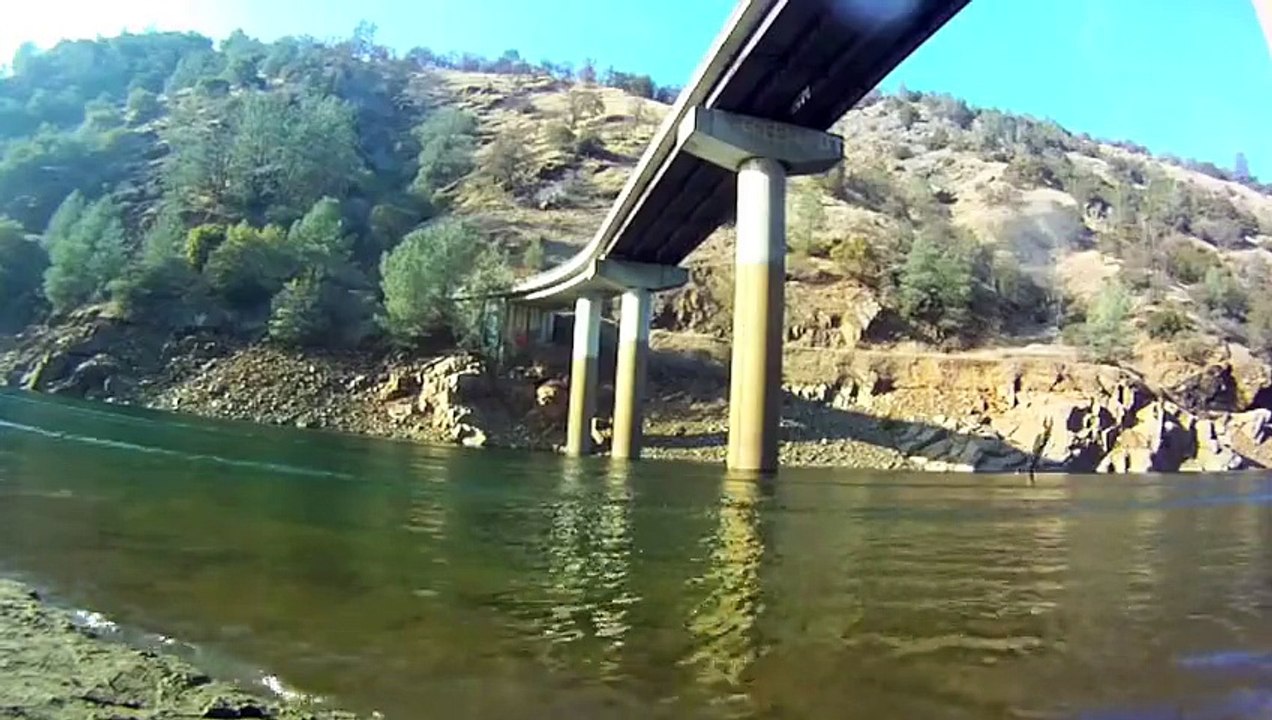 dangerious boating with daliara