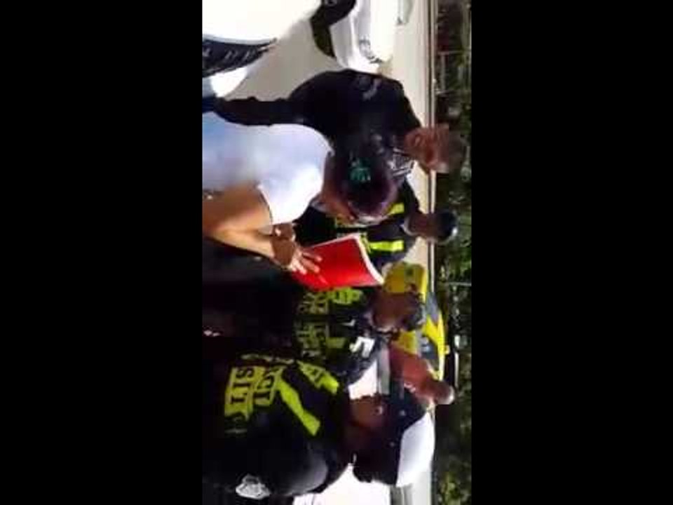 Incidente entre Policías y representante