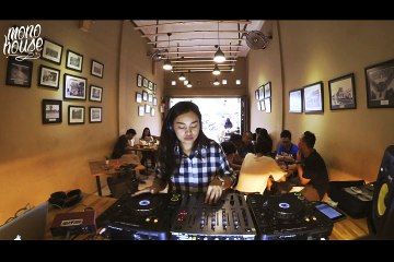 CHATTER ROOM #x15 : Alun