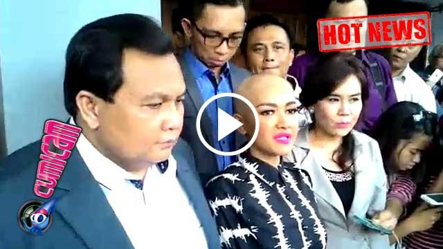 Dipanggil Sidang, Gaston Malah Liburan ke Luar Negeri - Cumicam 06 April 2016