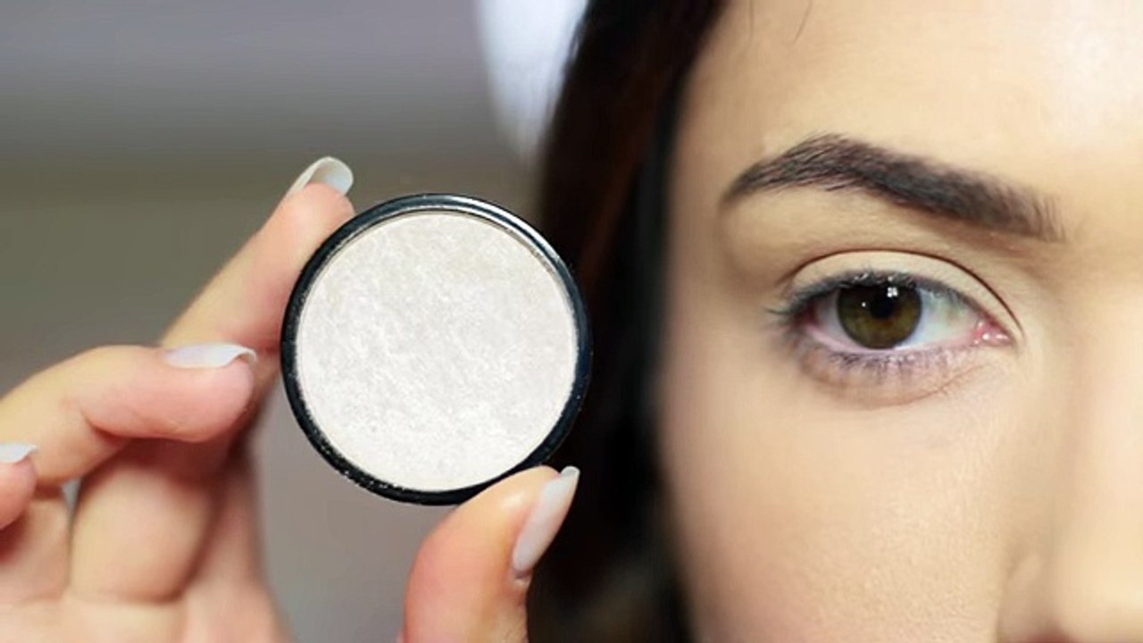 Beginner Eye Makeup For Close Set Eye