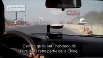 Ce taxi chinois conduit à contre sens sur l'autoroute !