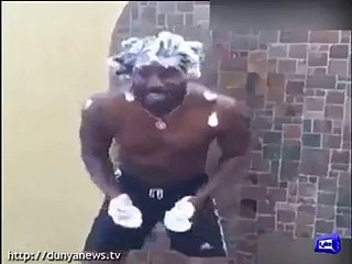 Chris Gayle enjoys Champion song in shower
