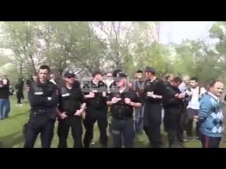 Report TV - Malësi e Madhe, rrëzohet një helikopter në liqen, 2 të vdekur