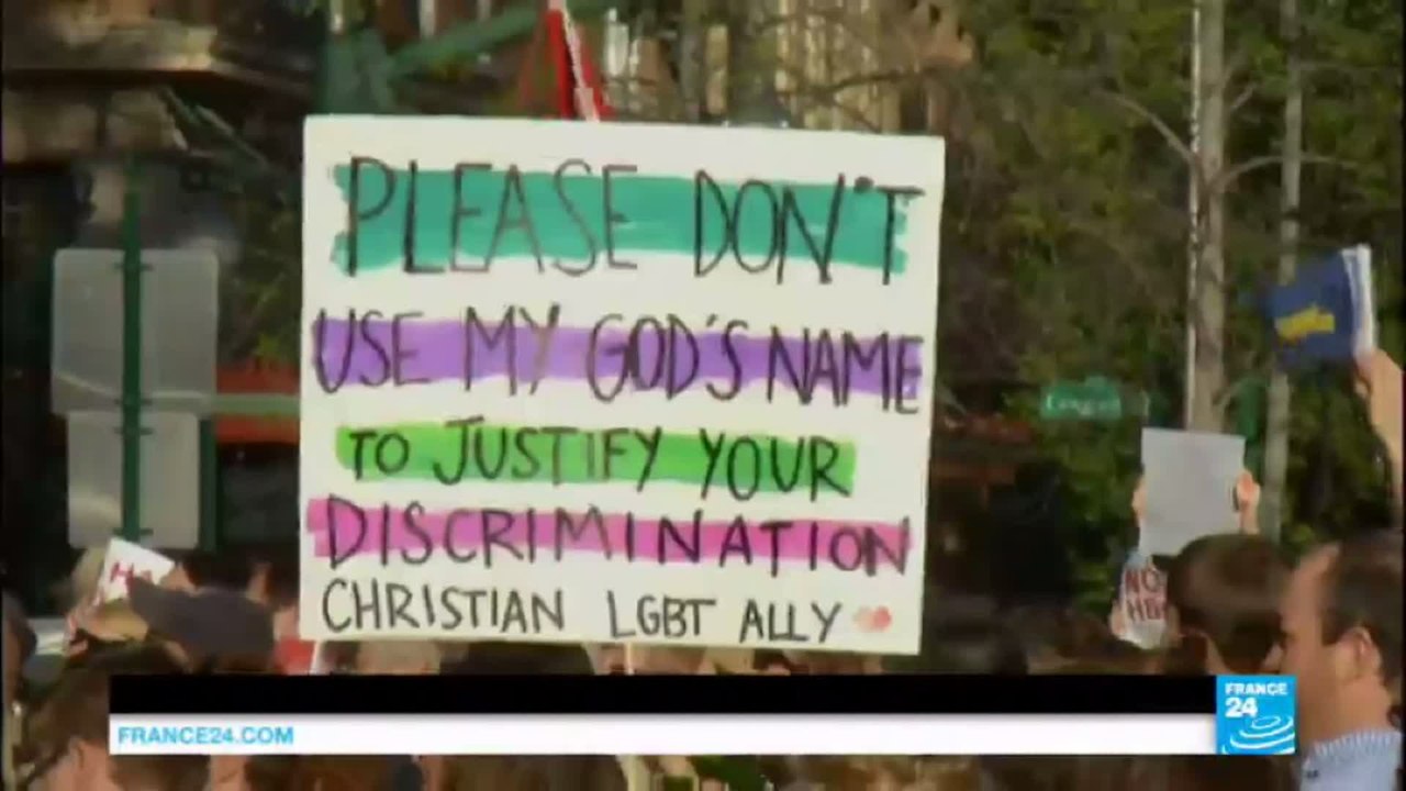 Mississippi religious freedom bill: Law allows people to deny services to same-sex couples