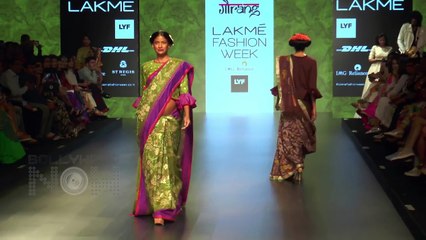 Carol Gracias Flaunts BABY BUMP On Ramp - Lakme Fashion Week 2016