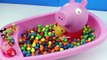 Peppa Pig Bathtime Gumball Bath Surprise Toys Juguetes de Peppa Pig Part 8