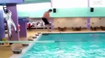 Una parodia genial de la celebración de Cristiano Ronaldo
