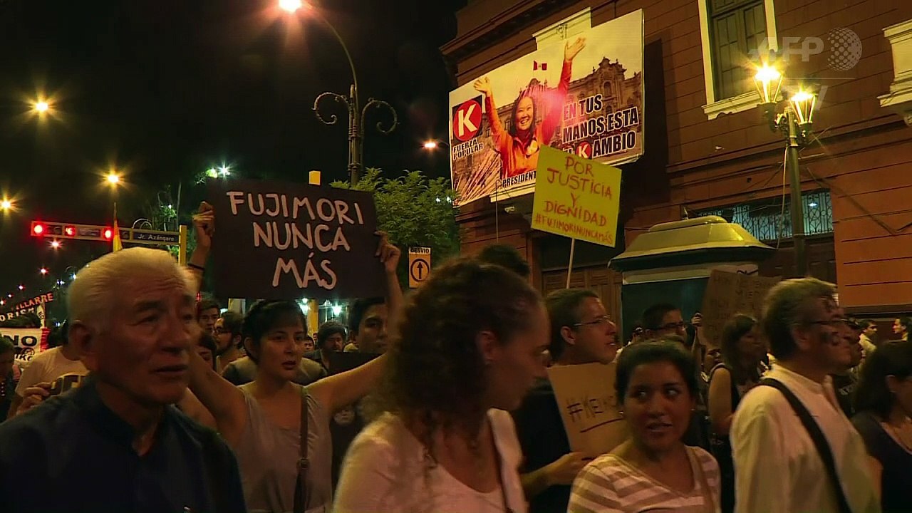 Pérou: manifestation anti-Keiko Fujimori avant...