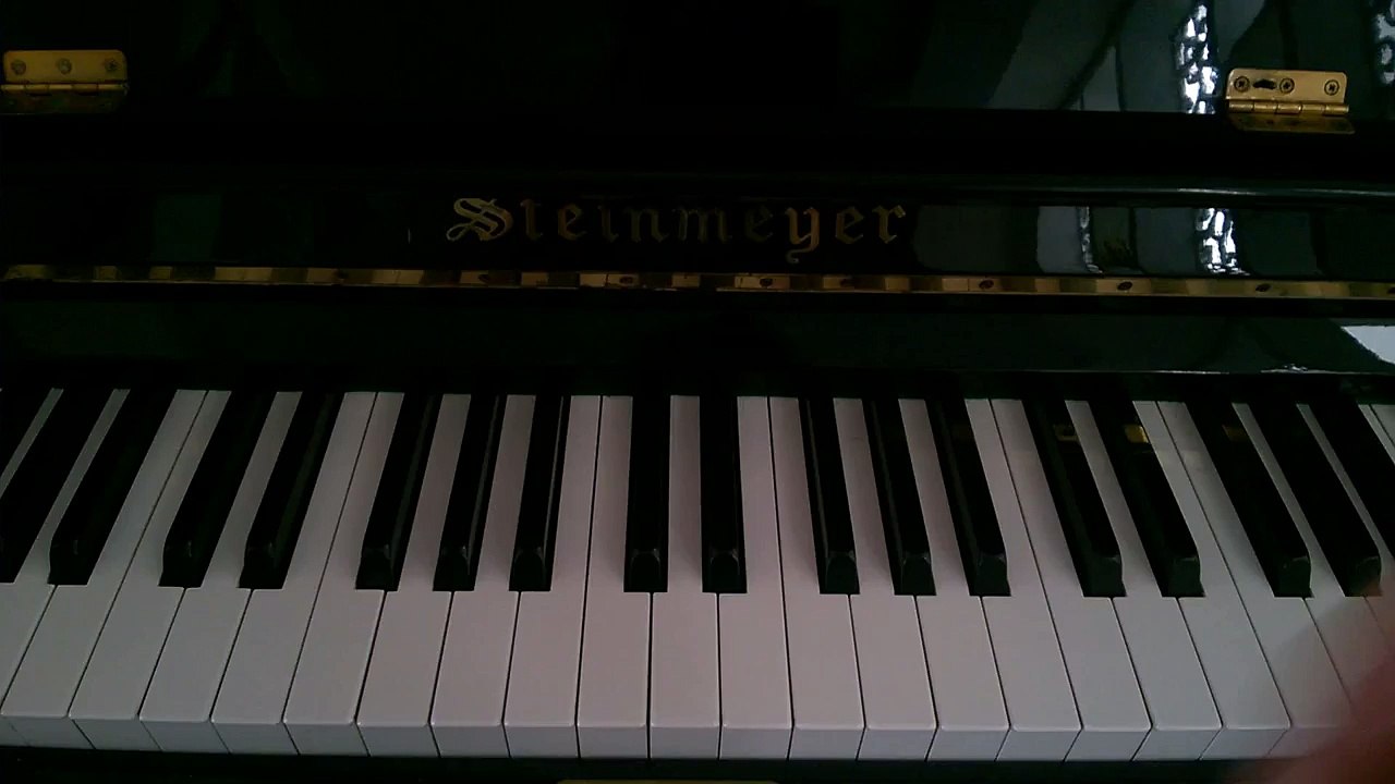 C Major scale; C Major, F Major and G Major triads.