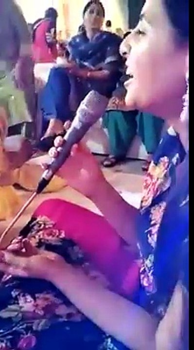 Funny Bhajan By indian girl