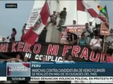 Peruanos se movilizan en rechazo a la candidatura de Keiko Fujimori