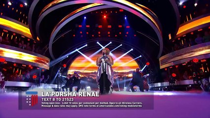 Lors d'une finale, un juge joue le rôle de nounou pendant que la mère chante