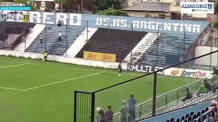 Golaços de calcanhar e de bicicleta marcados de forma rara surpreendem a internet 2