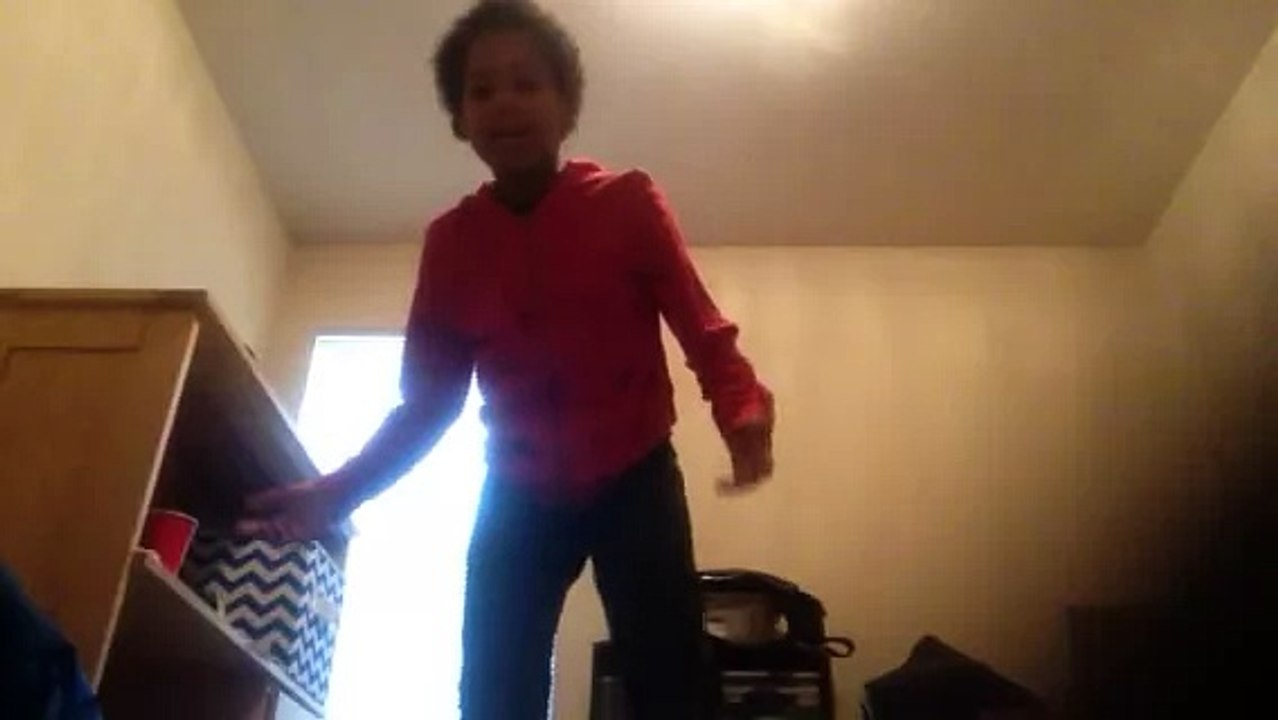 SSundee Intro for Minecraft (CobbleStone Whip)