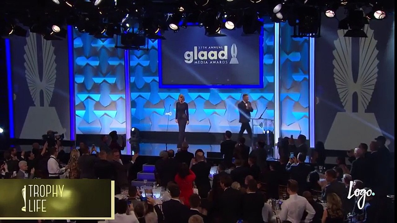 Taylor Swift Honors Ruby Rose With An Award & Holds Her Coat at GLAAD Awards 2016