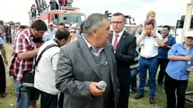 Güreş Aşığı Türk Bayrağını Belediye Başkanı'na Verdi | Önadım Kırklareli