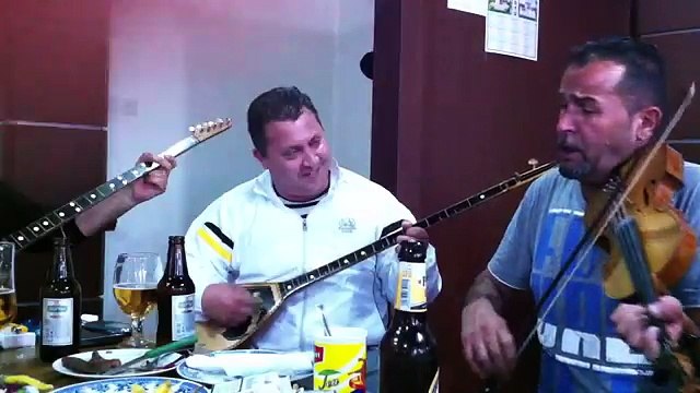 Gazmend Rama & Vellezerit Gashi ne nje Super tallava