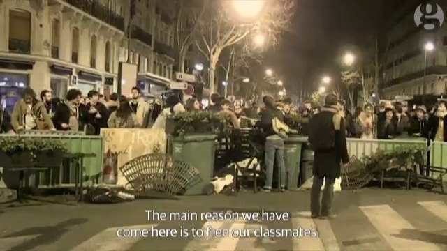 French police in violent clashes with student protesters