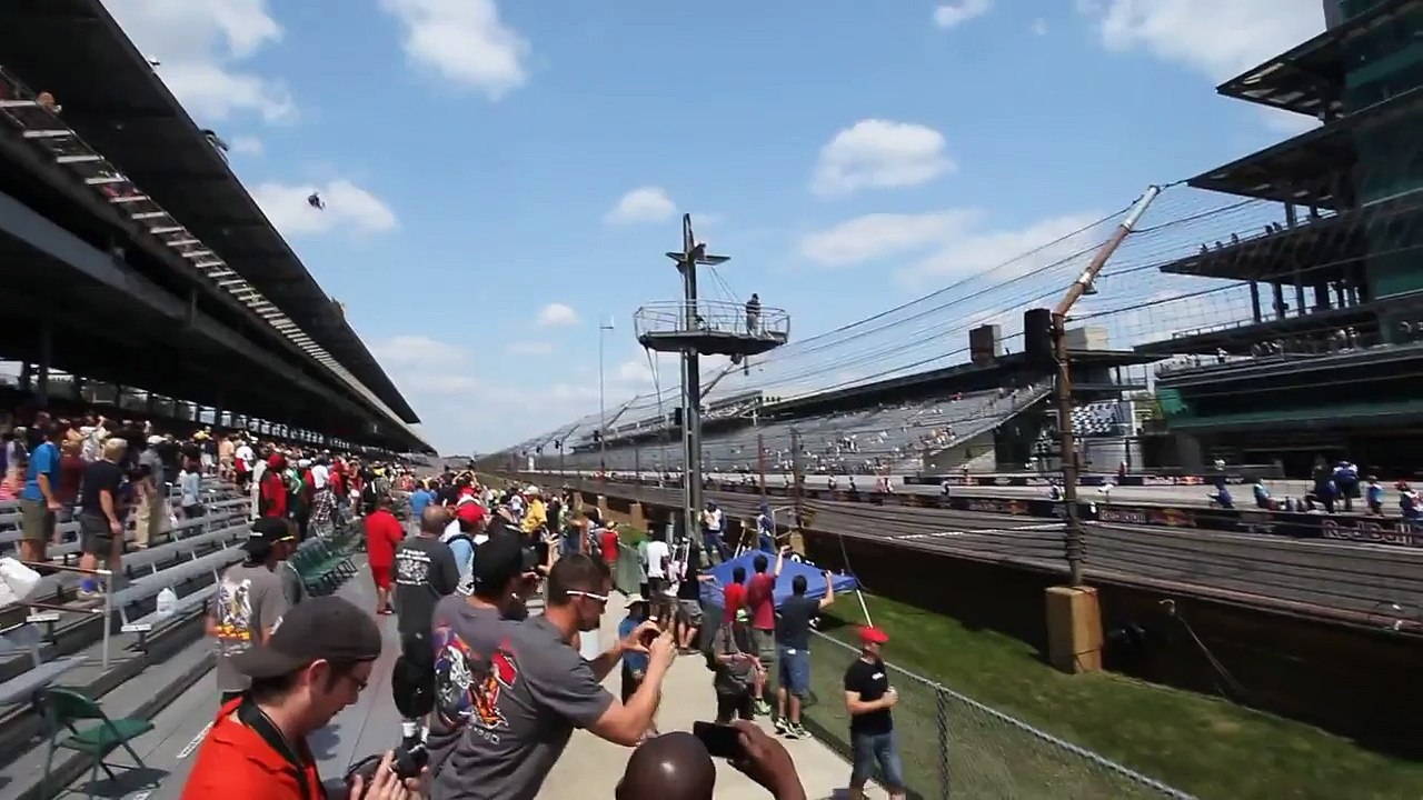 A 340 Km/h en moto ça donne ça ... WTF !