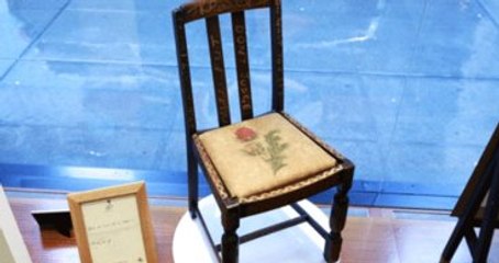 Harry Potter'ın Yazıldığı Sandalye 400 Bin Dolara Satıldı