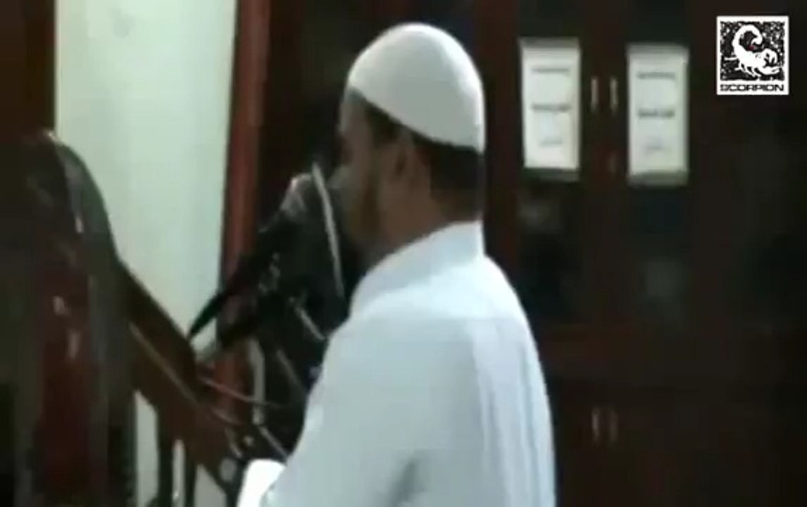 عبدالله كامل - وقالوا اتخذ الرحمن ولدا - تلاوه مبكيه ومؤثره