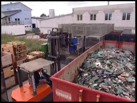 HOW IT WORKS - Computer Recycling (1)