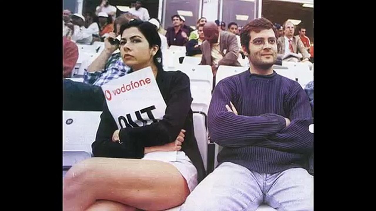 Pappu (Rahul Gandhi) needs to pay 1 million $ to Veronique Cartelli (Colombian girlfriend) to act.