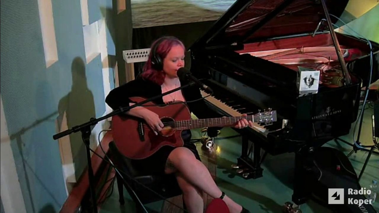 Tarry Trousers - Allison Crowe and Band - Radio Koper Easter Broadcast