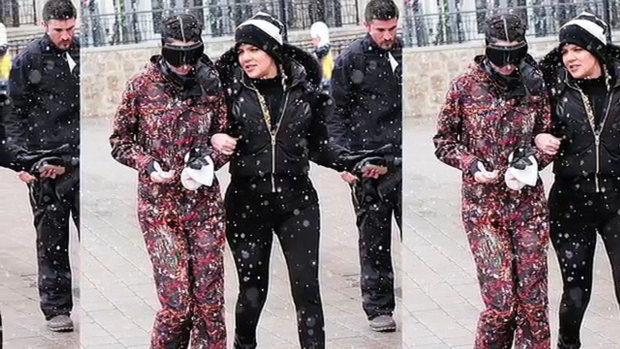 Khloe Kardashian's Trouser Button Is OPEN!! -