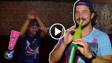 Tiup Suling, Fathir Minta Pelayan Nari Perut - Cumicam 07 April 2016