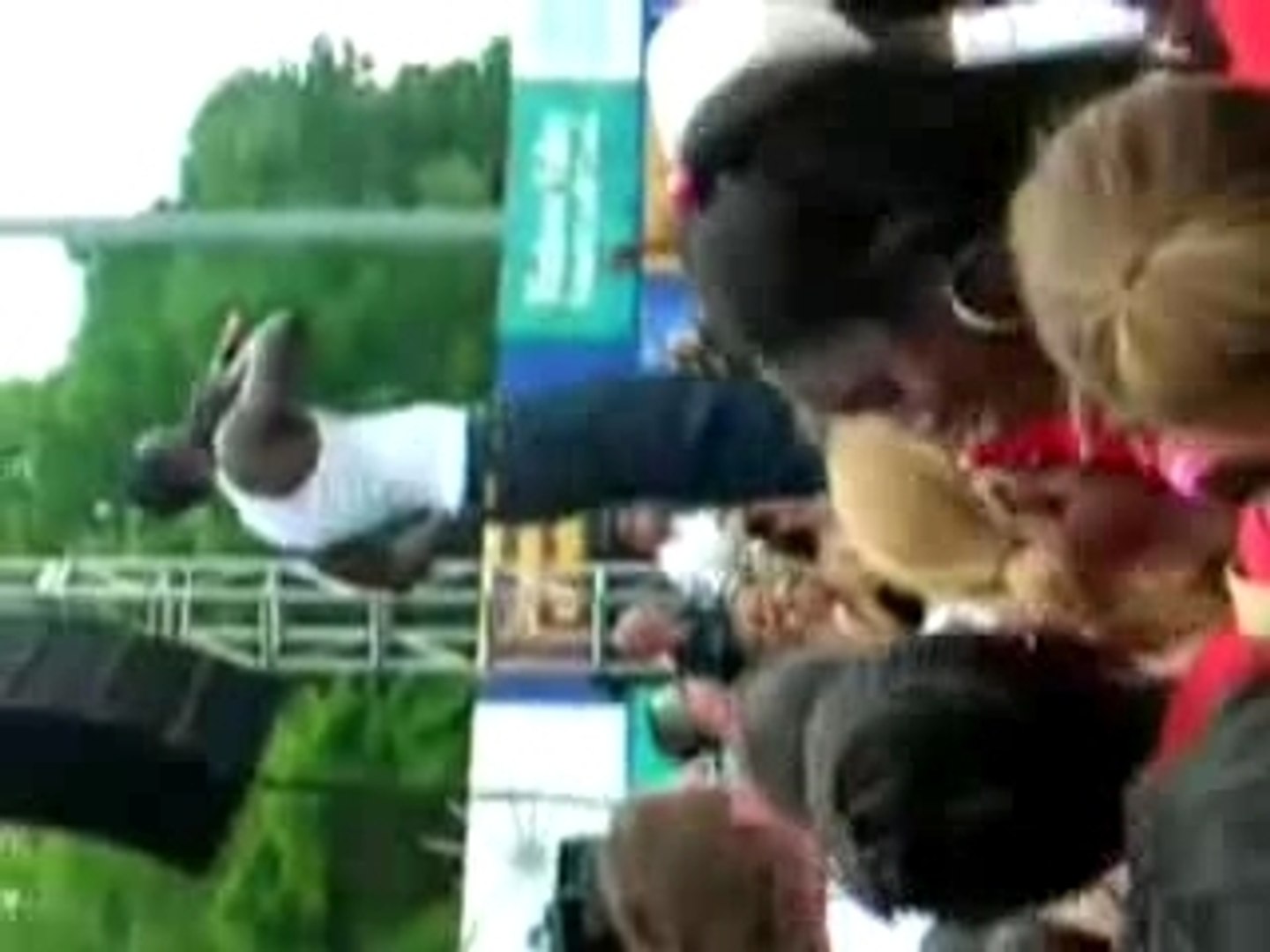 AKON SE BAT!!!.:EXLU:.