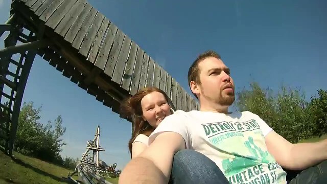 Un gamin se fait défoncer par derrière au karting - Le choc ultra violent!!!!