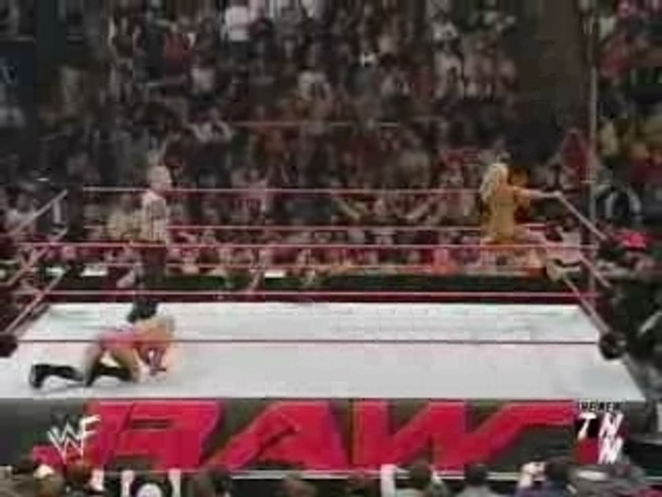 Trish vs Terri Paddle on a pole