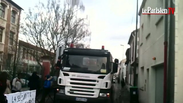 Ils veulent interdire la circulation des camions devant l'école de leurs enfants