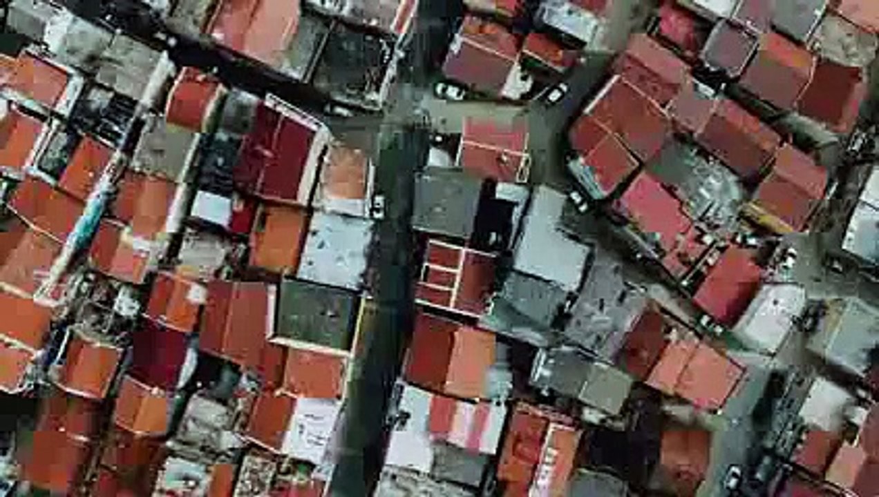 Gradur feat. Black M - Illégal (clip officiel)