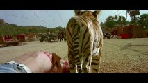 Himmatwala-Tiger gets into action--Fight scene..Ajay Devgn