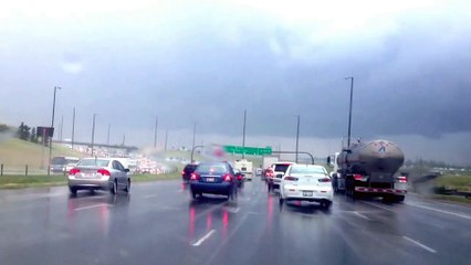 ¡Sorprendente ritmo de carteles flexibles! ¿Fake o real?