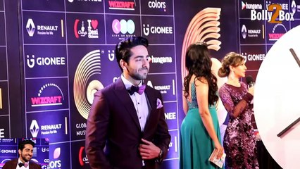 Tải video: Ayushmann Khurrana at GIMA Awards 2016