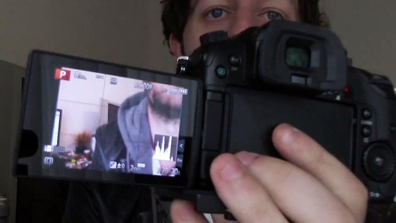 Panasonic Lumix GH4 Review & Test Footage