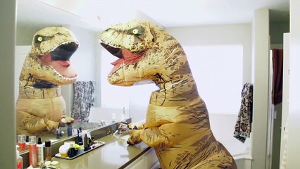 T-Rex vs Pink SpiderGirl vs Frozen Elsa In Real Life!! Godzilla vs batman vs superman vs spiderman!!