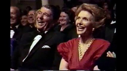 Comedy juggling performance