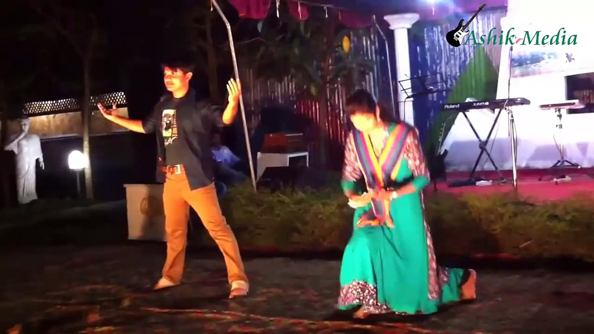 ⁣Dance with Bangla romantic song during Huawei-Airtel team building at Bandorban