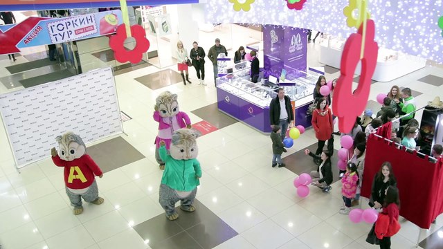 Все, кто слышал поющих Бурундуков, не могли сдержать улыбку! ТРК «ГОРКИ»