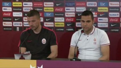 Galatasaray'ın Alman Yıldızı Podolski Şampiyonluk Yarışındaki Favorisini Gizlemedi