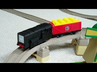 Trackmaster Thomas & Friends TALKING DIESEL Kids Toy Train Set Thomas The Tank Engine