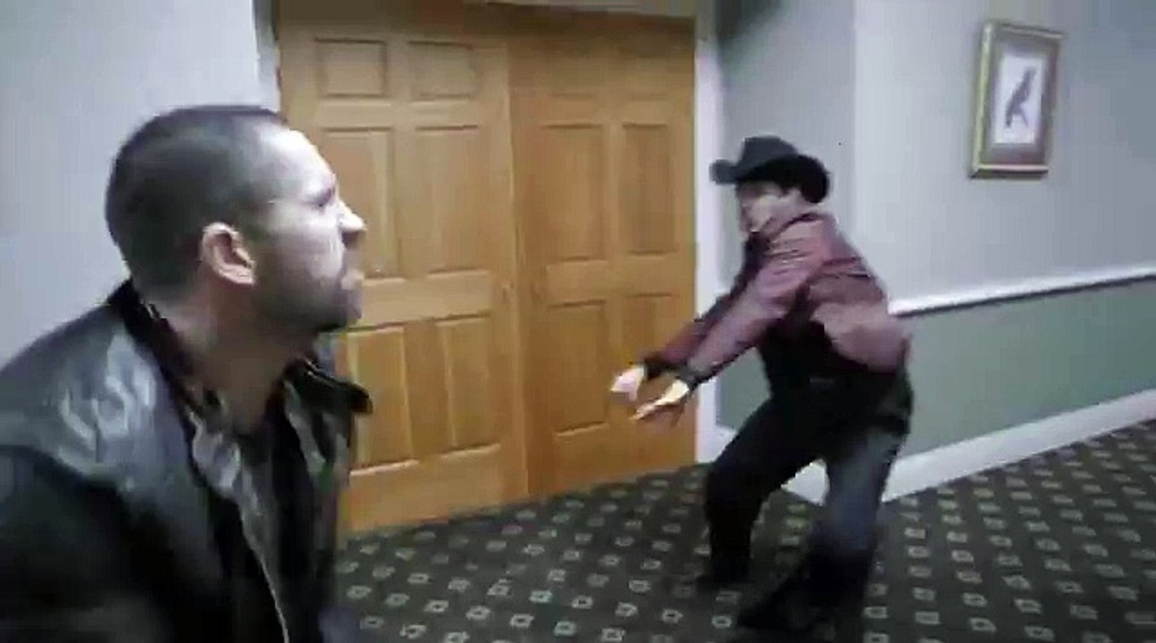 Scott Adkins FIGHT SCENE 2015(1)