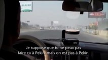Ce taxi chinois conduit à contre sens sur l'autoroute