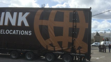 L' arrivée de la première cabine du téléphérique