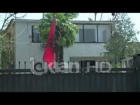 GARDISTI VRET FEMIJEN NE PRANI TE DY FEMIJEVE